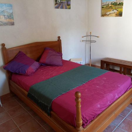 Bienvenue En Provence Villa Monteux Bagian luar foto