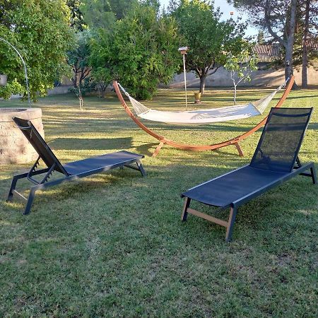 Bienvenue En Provence Villa Monteux Bagian luar foto